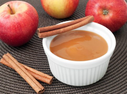 Cómo hacer una salsa de manzana deliciosa 1 Cómo hacer una salsa de manzana deliciosa