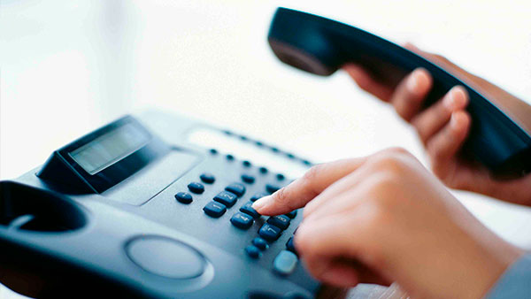 Cómo solicitar el bono social de Endesa 129 Via telefónica