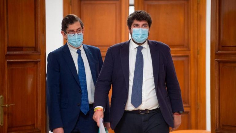 El PP tiene un acuerdo con diputados de Cs en Murcia para que no salga la moción de censura