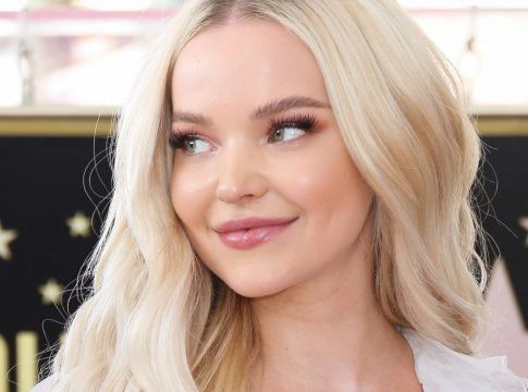 Dove-Cameron-Las-Supernenas