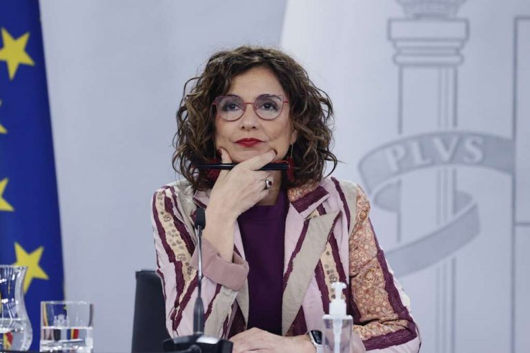 Gobierno: Debe ser Ayuso la que estudie la posibilidad de declarar festivo el 4M