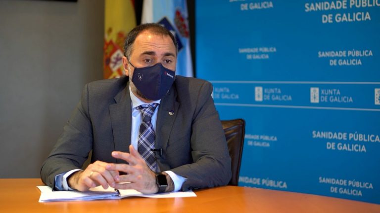 La Xunta solo reconvocará ya a quien no se vacunó con Astrazeneca por fallar la citación