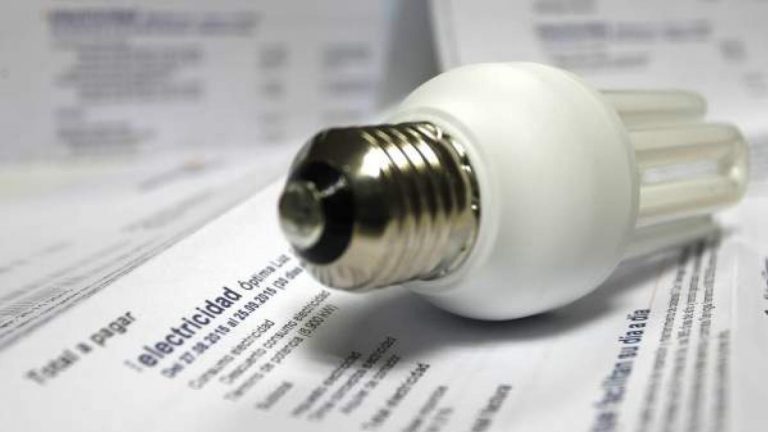 El recibo eléctrico se encarece más de un 14% en marzo