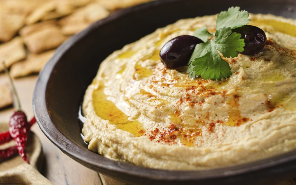 ¿De qué está hecho el hummus?