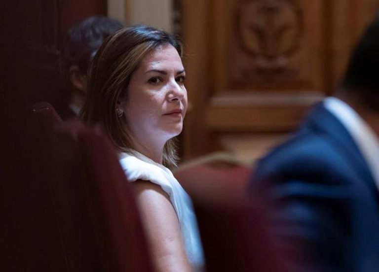 Un juzgado de Tenerife acuerda la suspensión cautelar de la expulsión de Evelyn Alonso de Cs