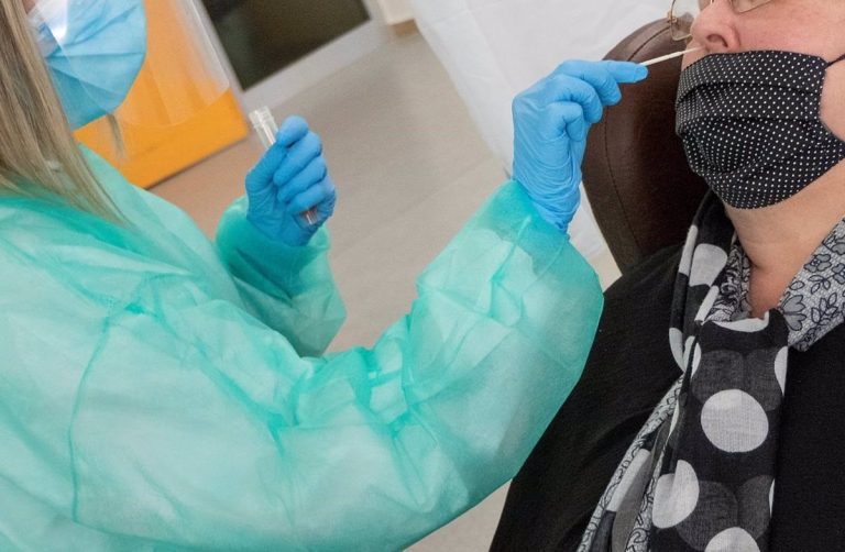 Los positivos continúan en ascenso en Extremadura hasta los 68 casos