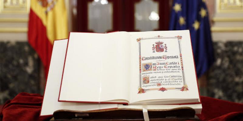 Historia de la Constitución española