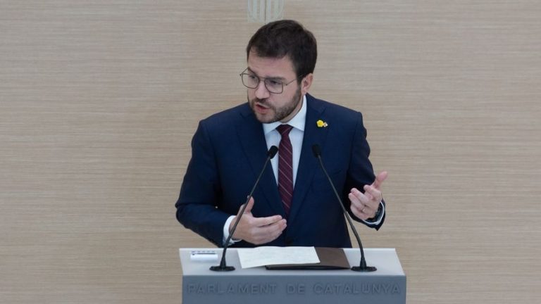 Junts asegura su compromiso con cerrar un acuerdo para investir a Aragonès