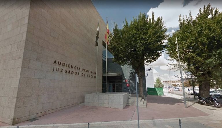 Condenado a 21 meses de prisión un varón por violencia continuada a su mujer en Madrigalejo