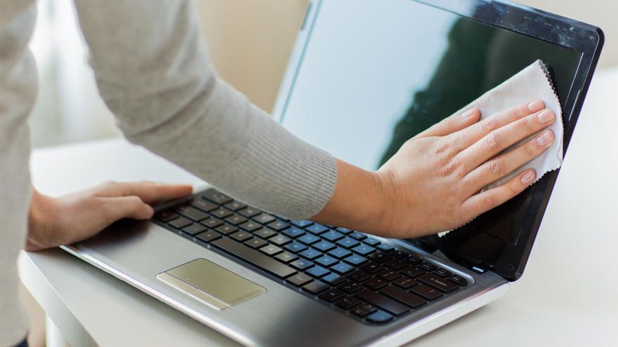 Datos a tener en cuenta antes de eliminar el polvo de las pantallas