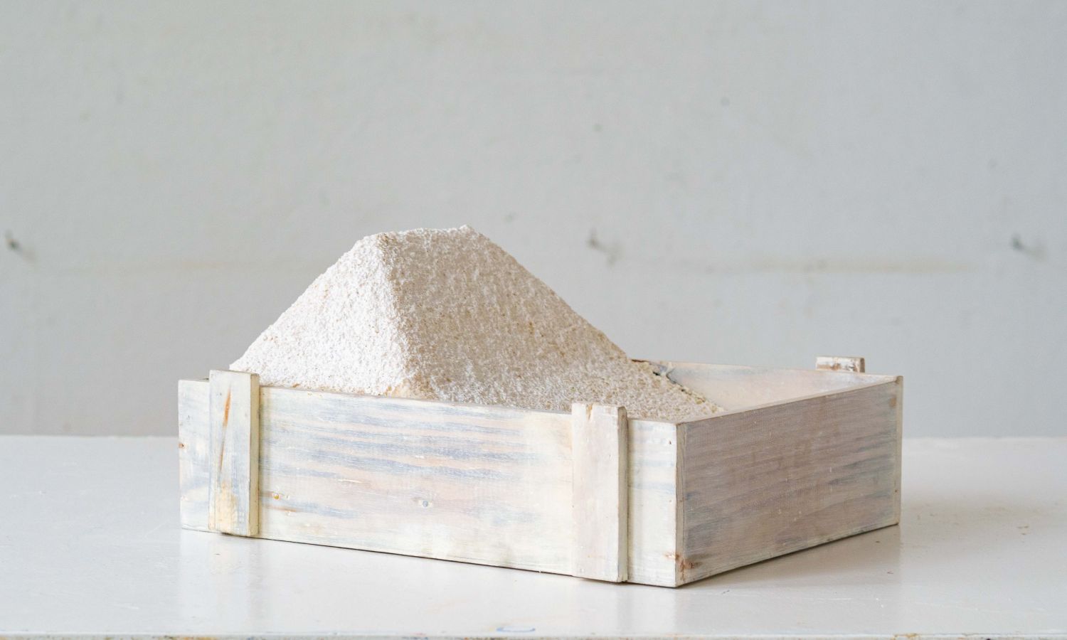 Carmen Laffón rinde homenaje a Sanlúcar de Barrameda en su obra más reciente 150 Carmen Laffón