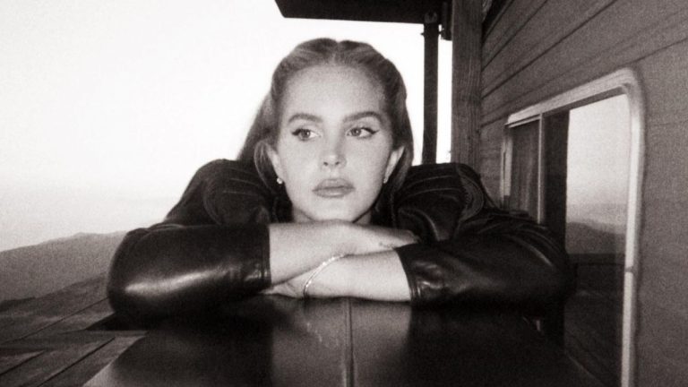 Lana Del Rey desvela un álbum complementario sin título: 'es una de mis obras más hermosas'