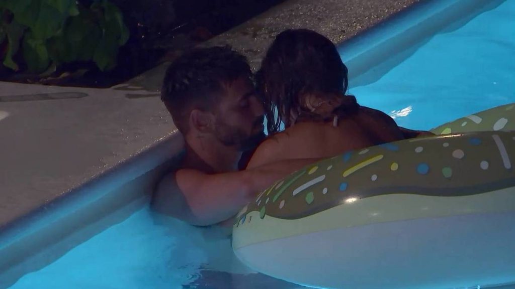 ¡Atención, spoilers! Así pueden acabar Hugo y Lara en La isla de las tentaciones 3 61 ¡Atención, spoilers! Así pueden acabar Hugo y Lara en La isla de las tentaciones 3