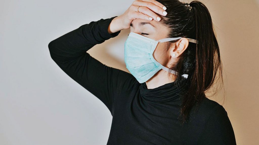 Mascarilla: los dolores que puede provocarte el usarla 44 Recomendaciones para evitar el dolor de cabeza