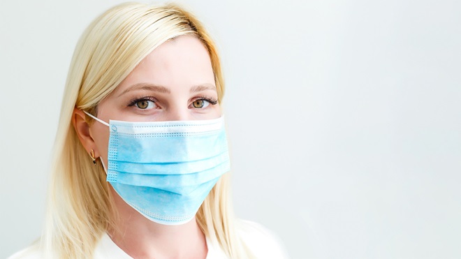 Mascarillas y alergia al polen: esta es la mejor que puedes usar