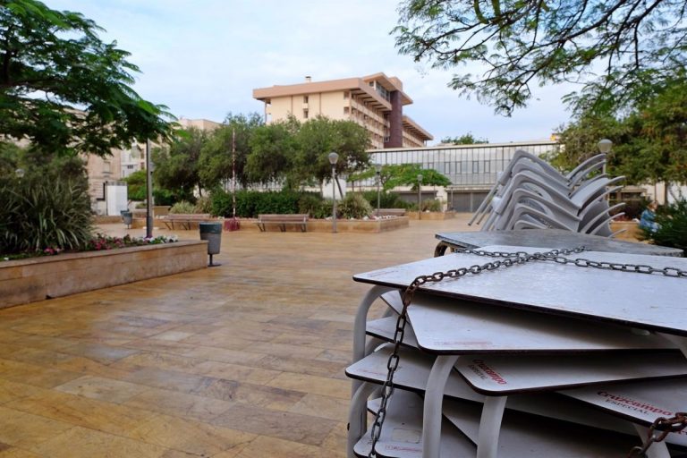 Melilla endurece restricciones en hostelería