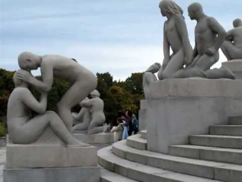 Monumentos PARA ADULTOS no vayas con niños a verlos 07