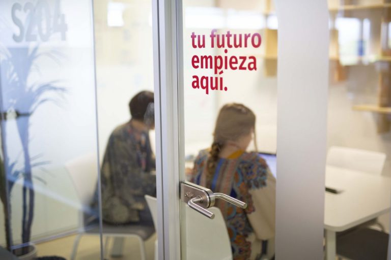 Securitas Direct y Quiero Trabajo apuestan por la reinserción laboral de mujeres en riesgo de exclusión