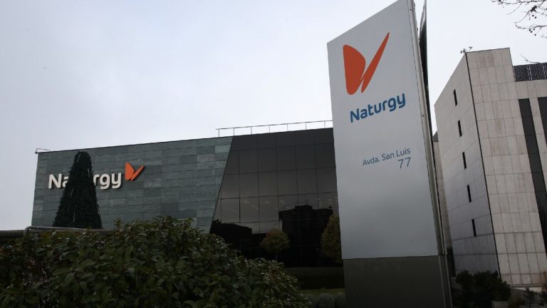 IFM traslada a Naturgy su intención de no excluirla de Bolsa