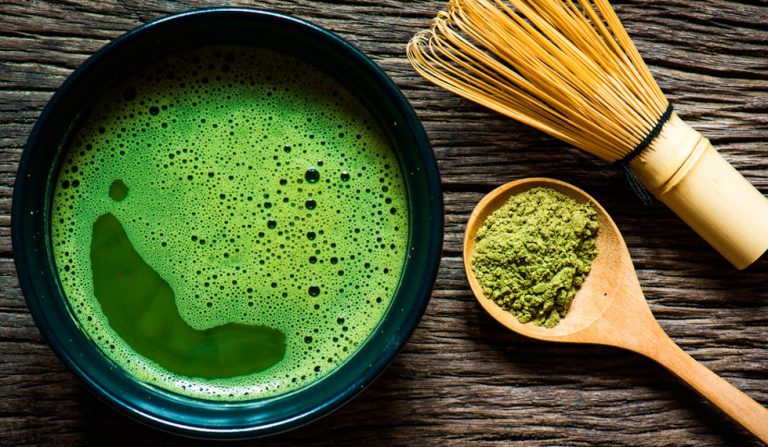 Por qué deberías incluir en tu dieta el té matcha