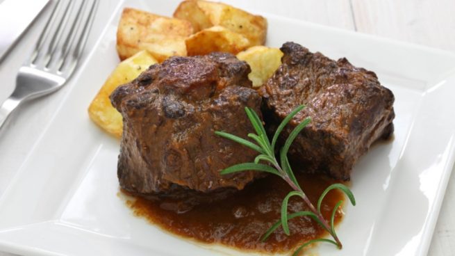 Rabo de toro: la forma más tradicional de prepararlo en España 100 Receta 2