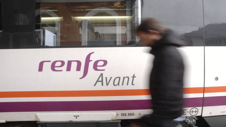 Renfe comienza el año con un 53% menos de viajeros