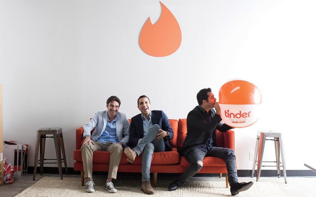 ¿Cómo se fundó Tinder?