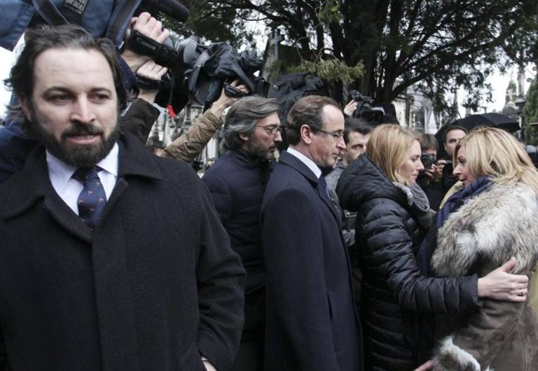 Vox sigue adelante con su querella contra Covite