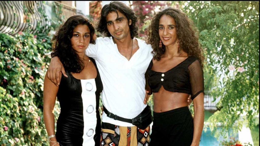 Antonio Flores, con sus dos hermanas. Fue quien le presentó a Quique San Francisco a Rosario.