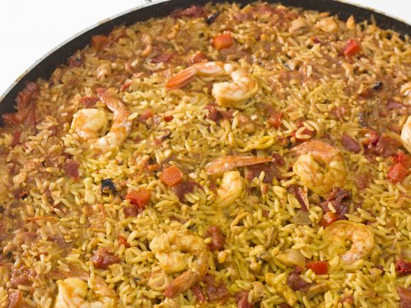 Arroz a banda: así puedes prepararlo al estilo tradicional valenciano 57 ¡Sirve generosamente!