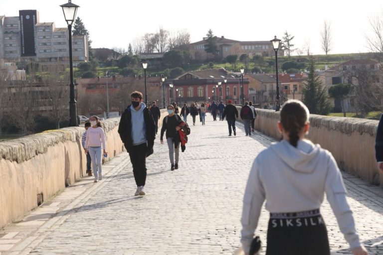 Una treintena de capitales españolas aumentó su temperatura media 1ºC o más en 2020