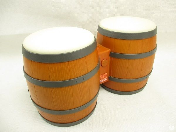 PS5: El mando banana y otros extraños periféricos para tu consola