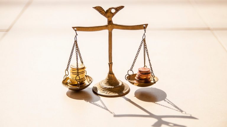 Banca y seguros son los sectores con la mayor brecha salarial