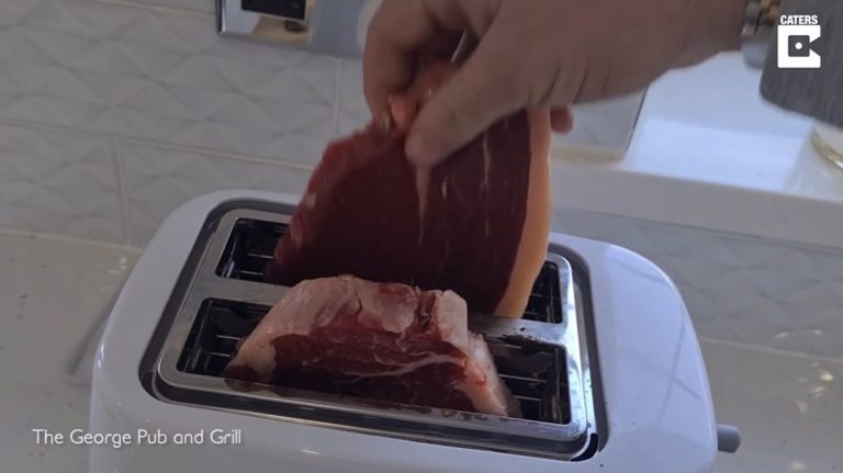 'Al loro': así se puede preparar un filete de carne en la tostadora