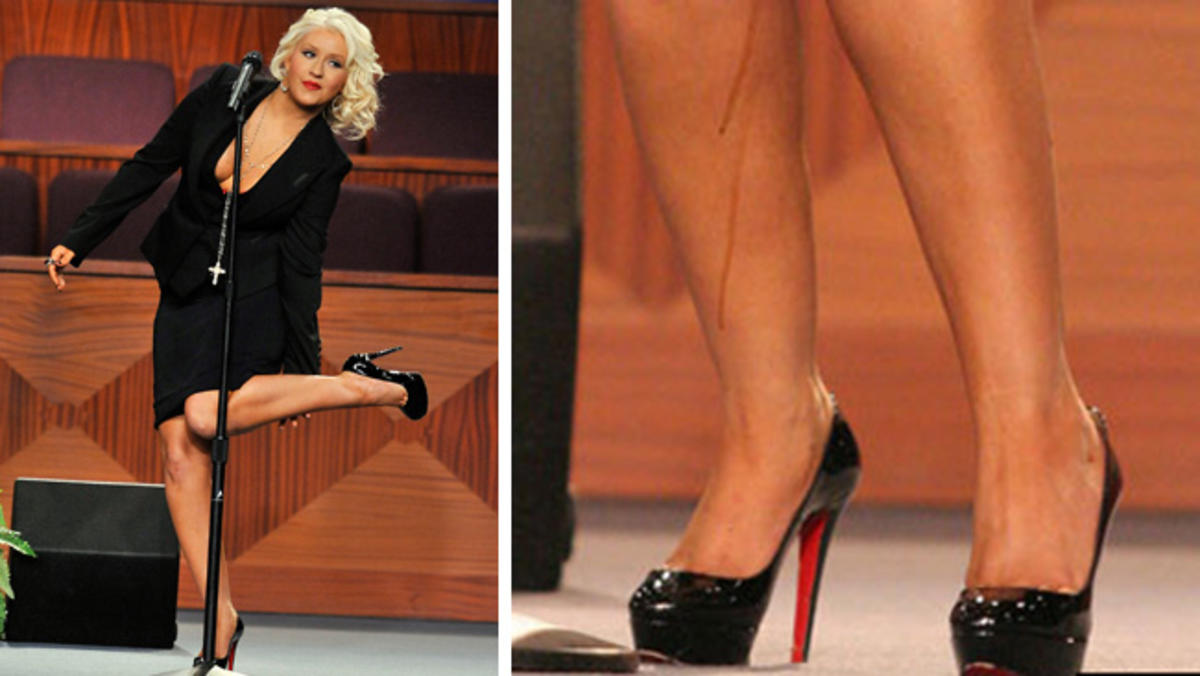 christina-aguilera-autobronceador-piernas