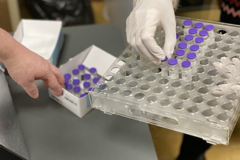 El Congreso debatirá una comisión de investigación sobre las vacunas y los 'tramposos'