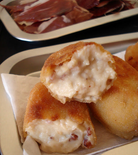 Triunfa en la cocina con las croquetas de jamón al estilo Alberto Chicote 104 Hora de moldear las croquetas