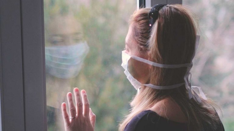 La OMS lamenta que el Covid-19 haya agravado las desigualdades de género en Europa