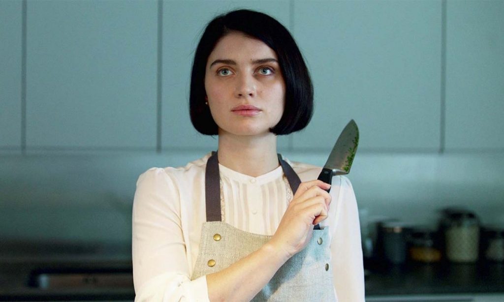 Eve Hewson, la protagonista de Detrás de sus ojos