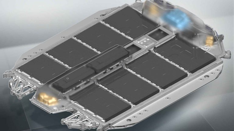 UGT celebra el proyecto de la fábrica de celdas de baterías de litio en Badajoz