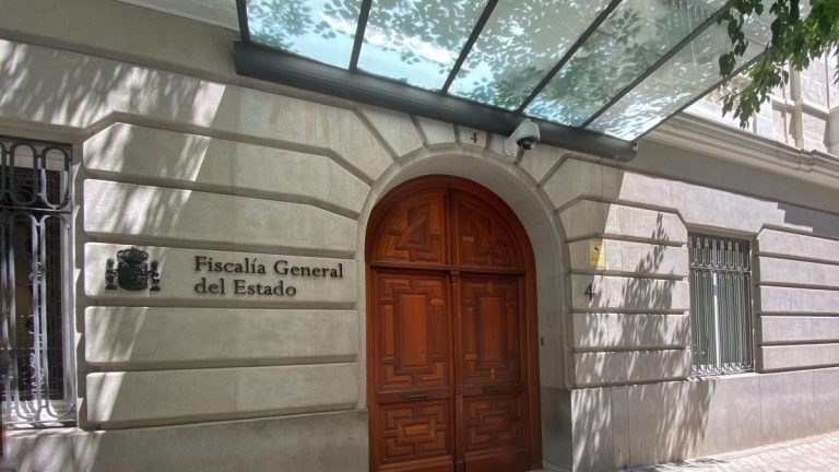 El Defensor del Pueblo vuelve a pedir a Fiscalía datos sobre menores tutelados