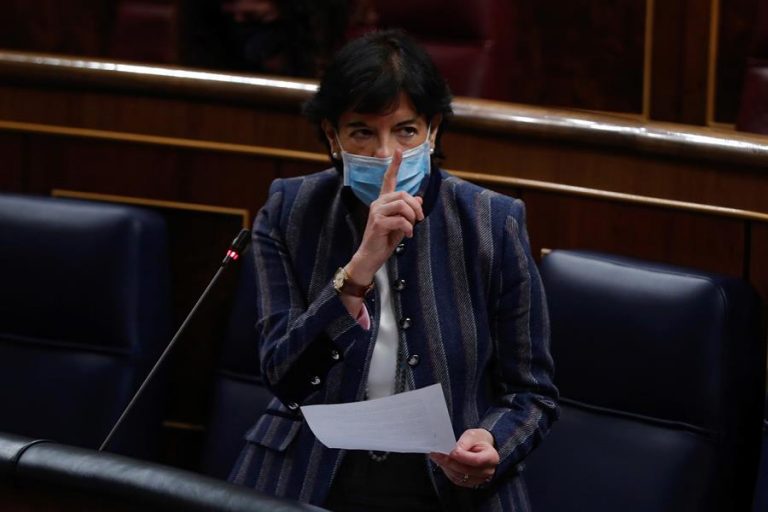 La Eurocámara pide a Bruselas que investigue a si la ley Celaá vulnera la libertad educativa