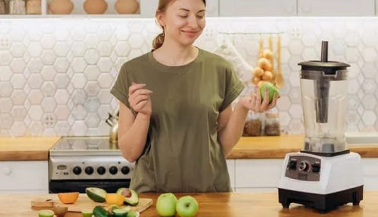 6 diferencias que no conocías entre licuadora y extractor de jugos