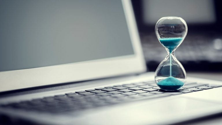 Qué es la obsolescencia programada y cómo nos afecta