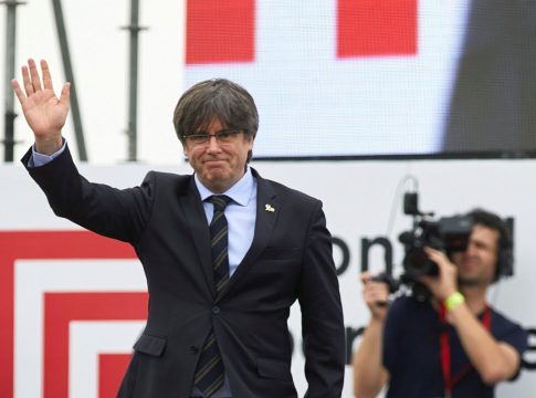 puigdemont parlamento europeo inmunidad La Eurocámara suspende la inmunidad de Puigdemont