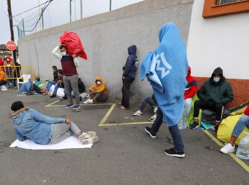 regreso de inmigrantes al 'Canarias 50'