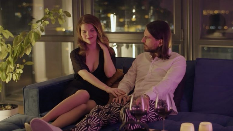 Super Seducer 3: así es el videojuego machista y de acoso que han prohibido