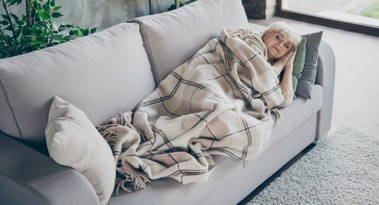 Cinco de cada diez españoles duermen la siesta a diario desde que empezó la pandemia