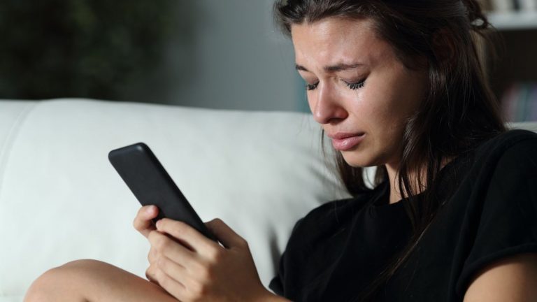 El servicio de atención del 016 se amplía a las víctimas de todas las violencias machistas