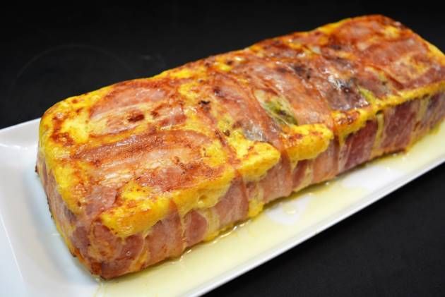 ¿Cómo hacer un pastel de tortilla de patatas y bacon?